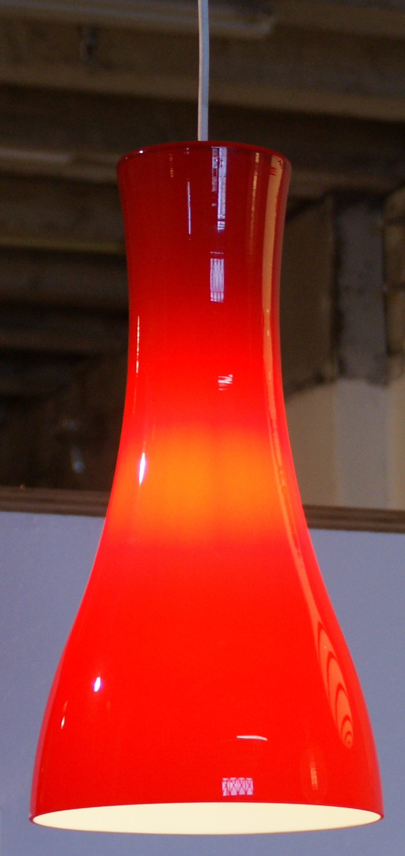 China Giftig Tante Rode glazen hanglamp, wit aan de binnenzijde -